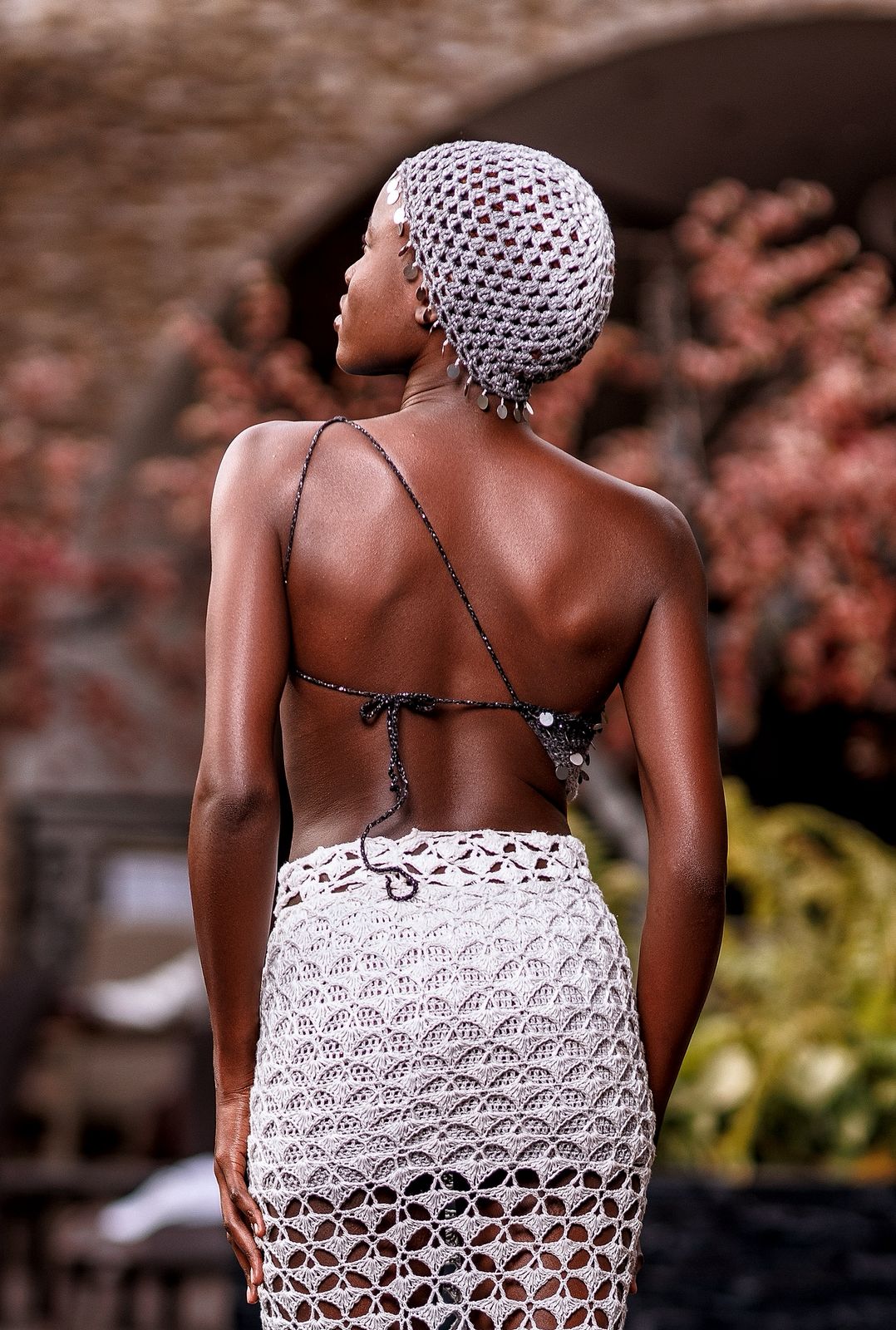Mesh One-Shoulder Strap Long dress